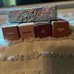 MAC COSMETICS LIPSTICKS